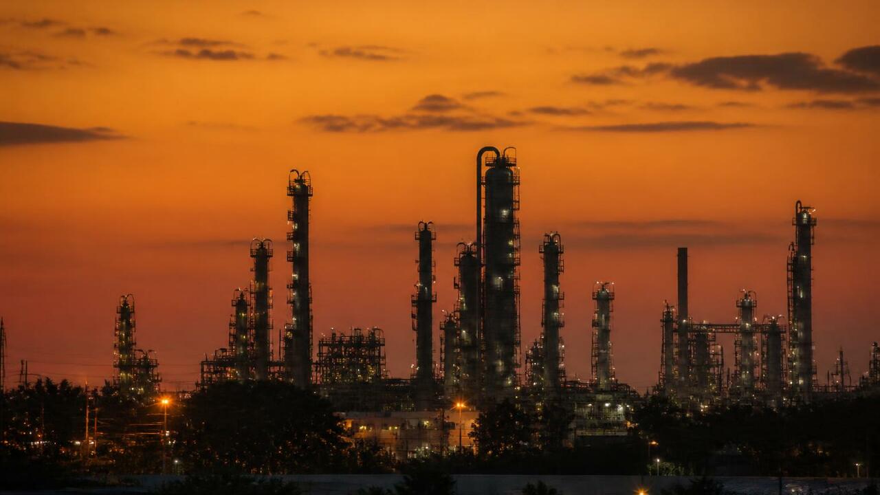 Чистая прибыль «Роснефти» за первое полугодие 2...