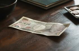 Япония готовит меры против ослабления иены